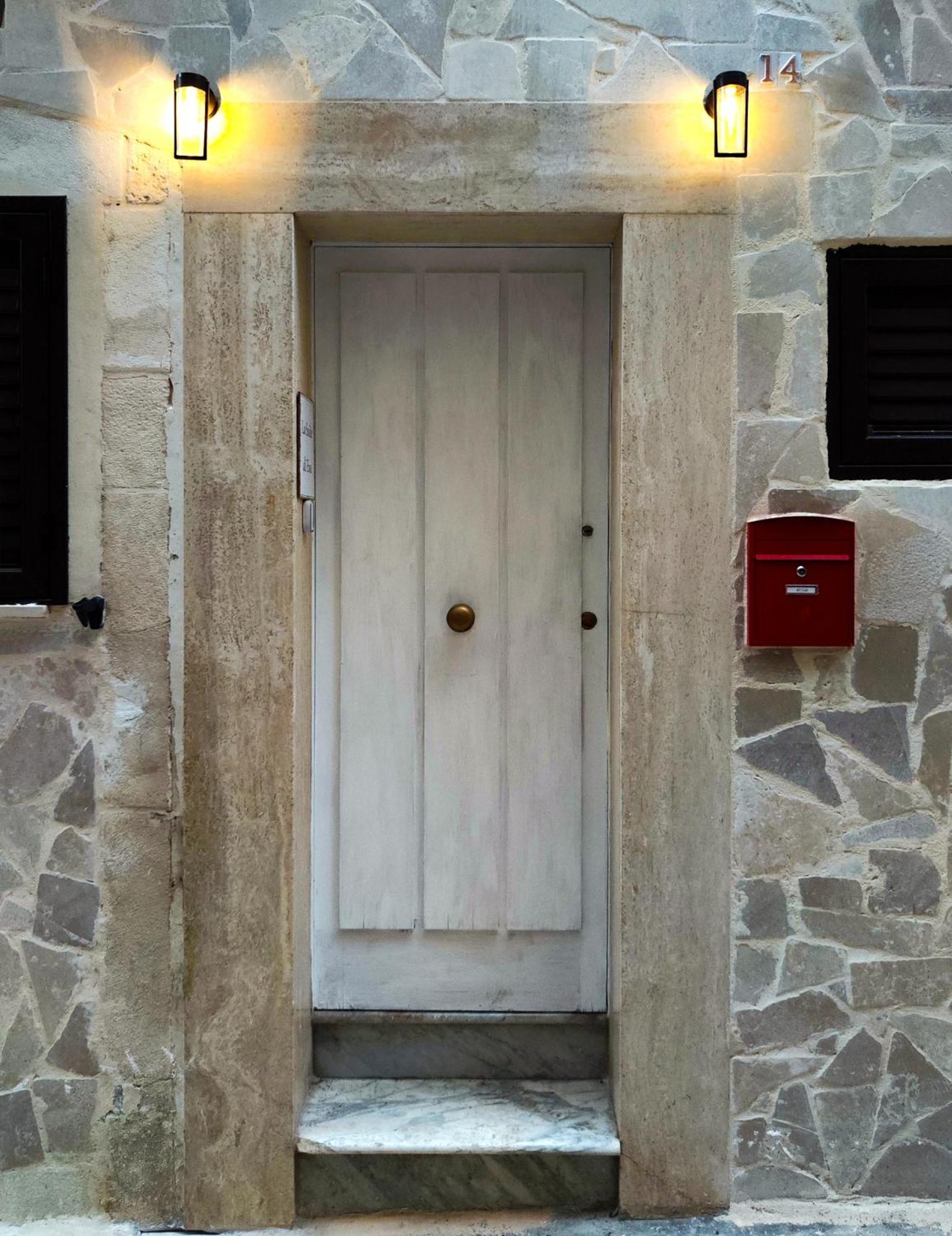 La Suite Di Eva Mola di Bari Bagian luar foto