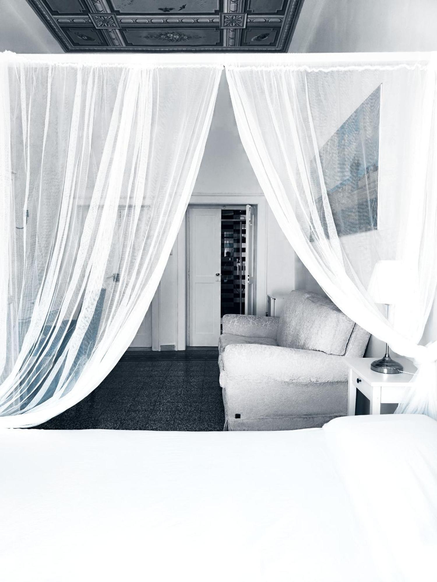 La Suite Di Eva Mola di Bari Bagian luar foto